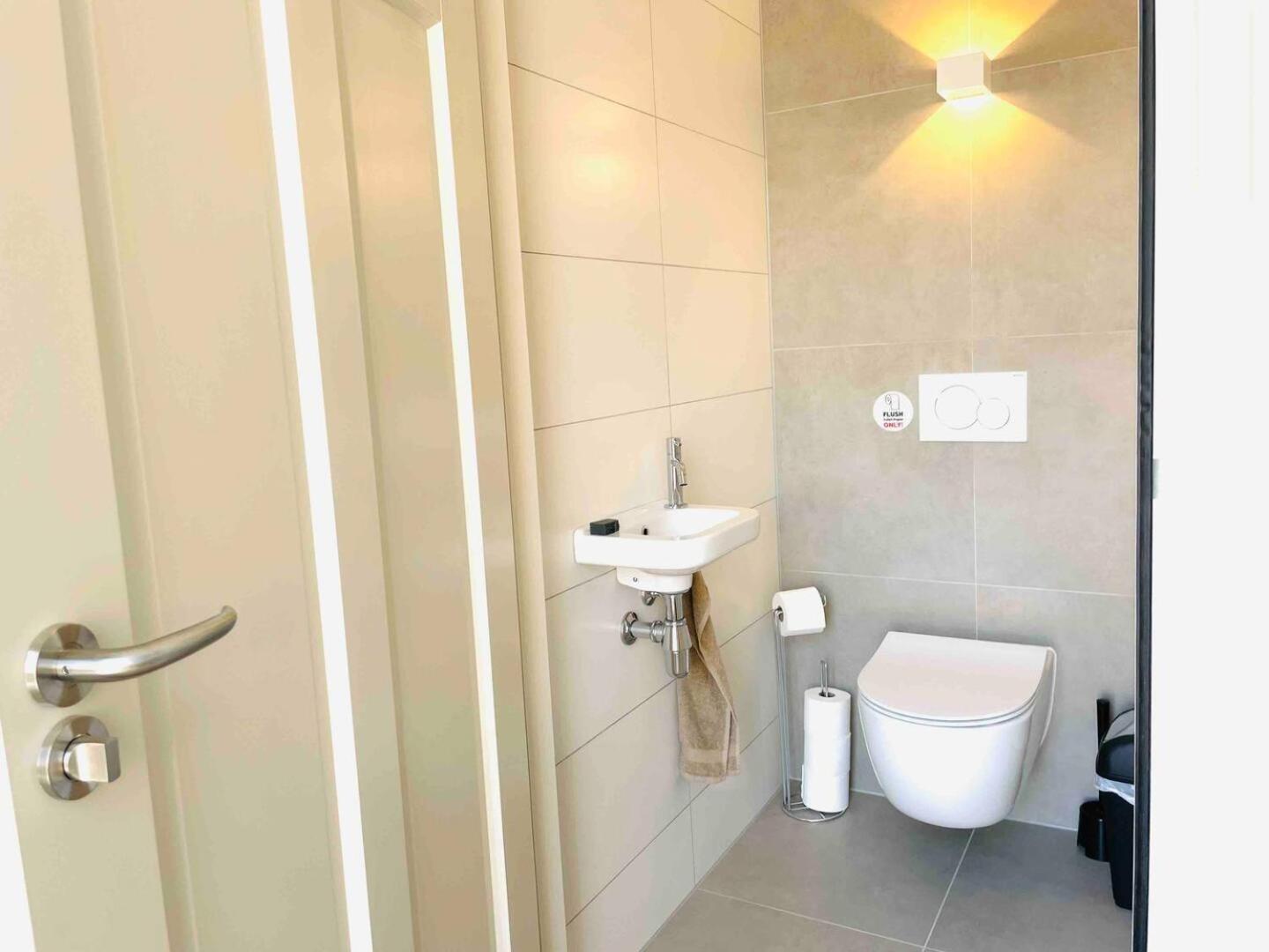 New Apartment In City Centre Large 오쇼트 외부 사진